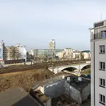 Praga With Air-con - 140m Metro, Near Pge Narodowy Stadium - By Rentujemy Lägenhet Warszawa